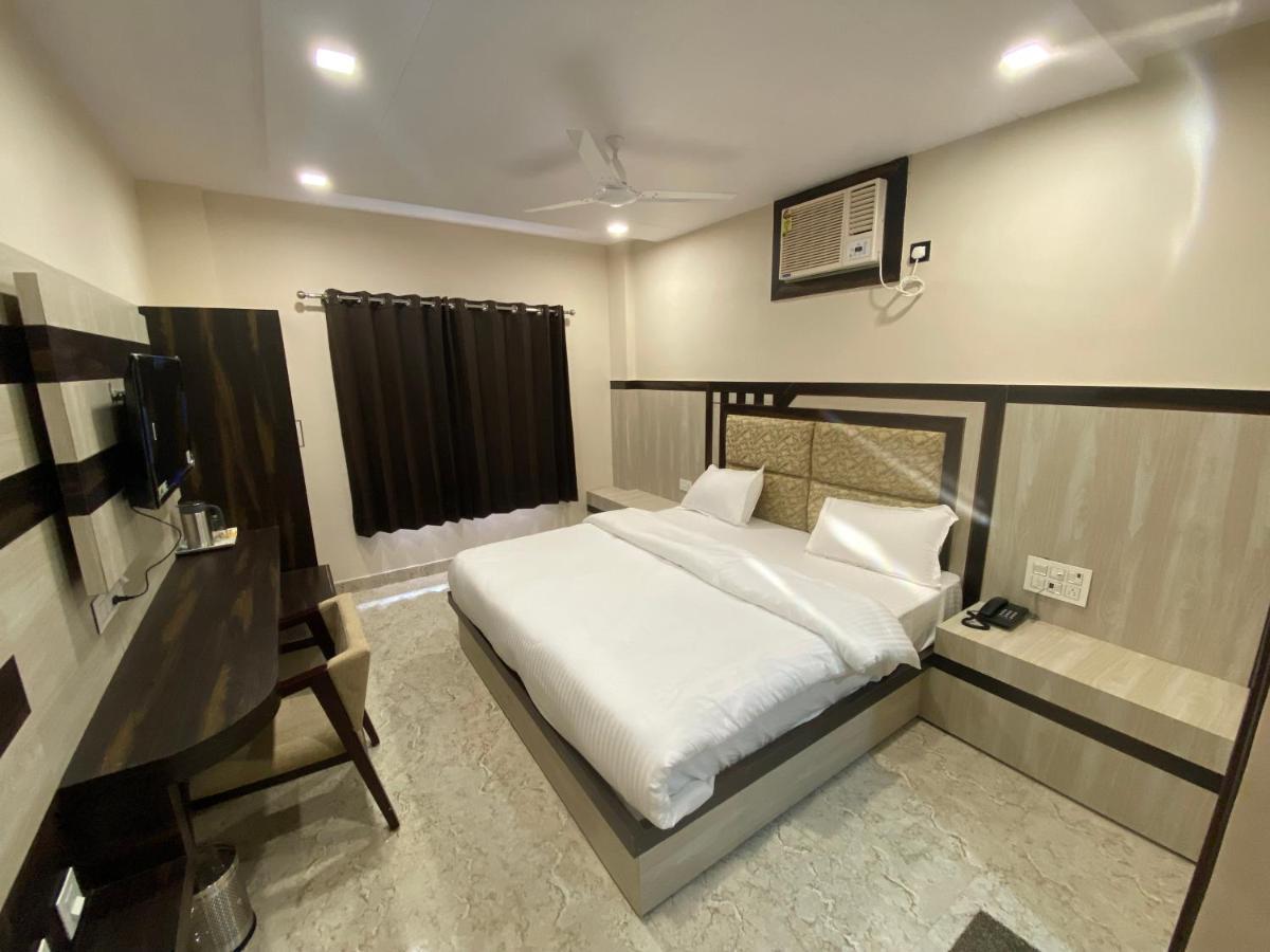 Hotel Blue Sky Haridwār Extérieur photo
