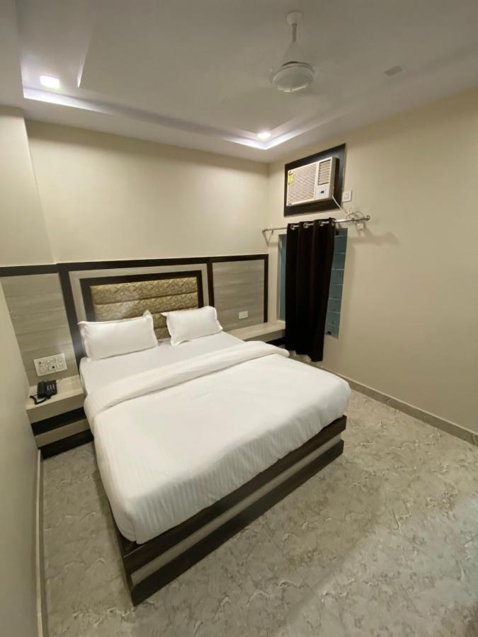 Hotel Blue Sky Haridwār Extérieur photo