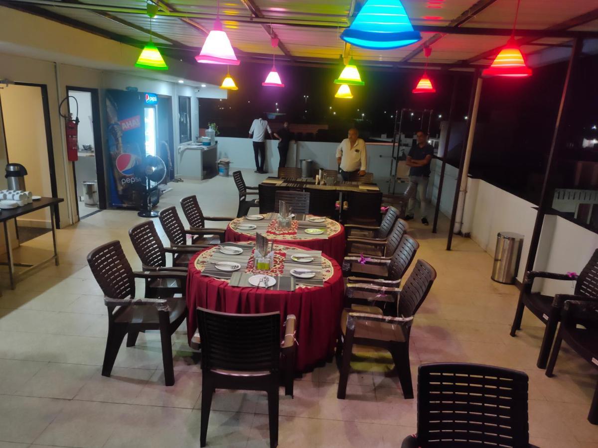 Hotel Blue Sky Haridwār Extérieur photo